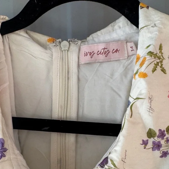 Ivy City Co Cream Floral Midi Dress - Picture 2 of 12